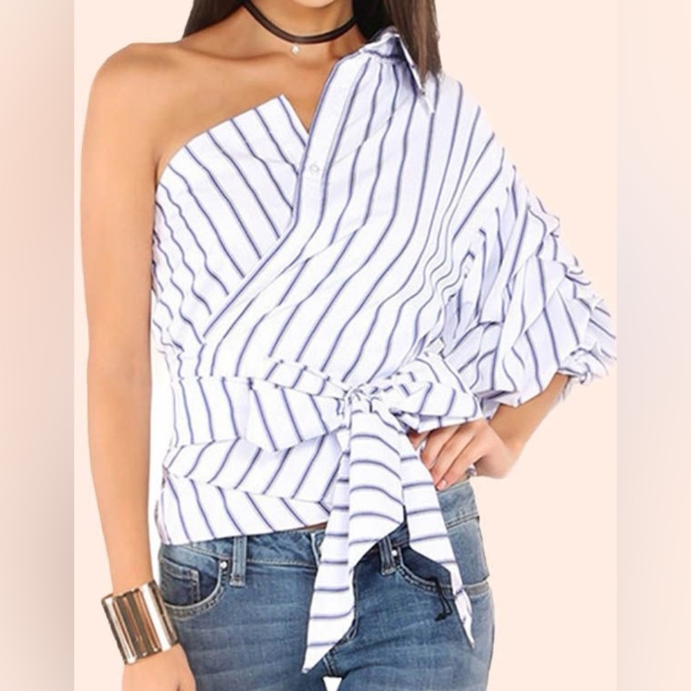Forever21 one shoulder wrap top
